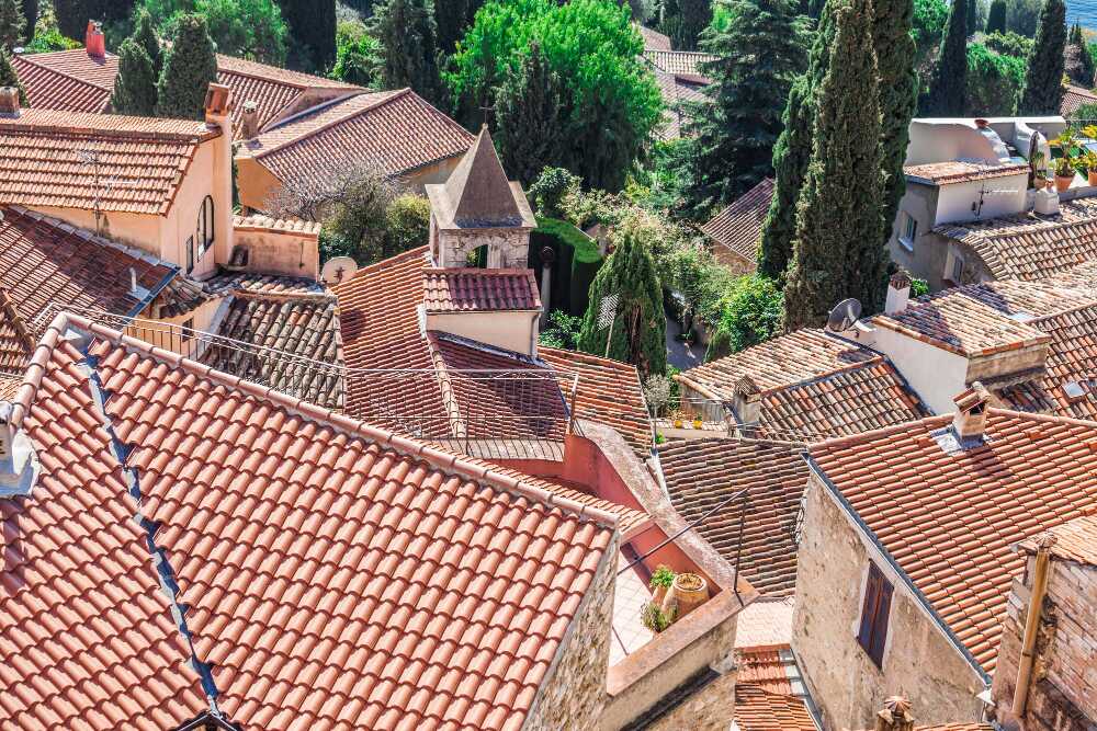 Top Trends in Contemporary Architecture with Stone-Coated Roofing in Palakkad